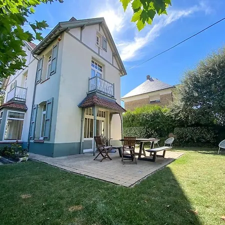 Holiday home Trianon -summer Beachhouse De Panne